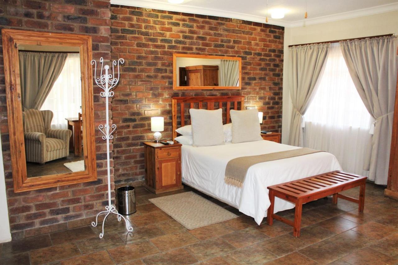Ngwenya Boutique Hotel Lephalale ภายนอก รูปภาพ
