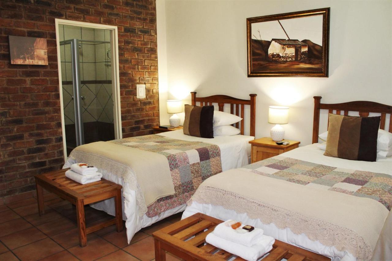 Ngwenya Boutique Hotel Lephalale ภายนอก รูปภาพ