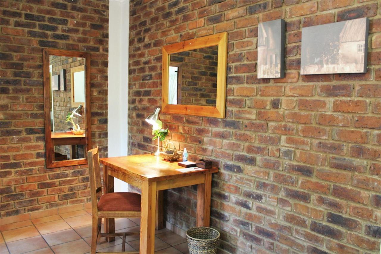 Ngwenya Boutique Hotel Lephalale ภายนอก รูปภาพ
